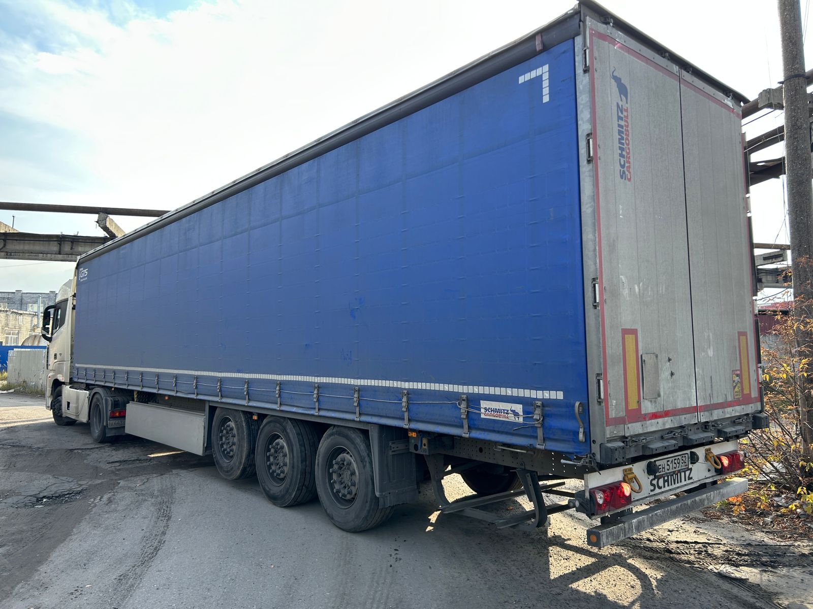 SCS Полуприцеп шторный