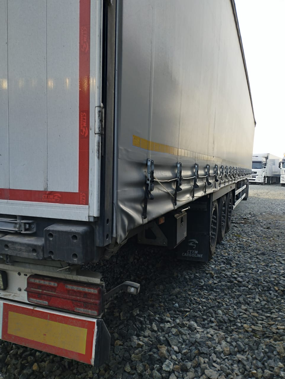 9322* Полуприцеп Шторный/Бортовой