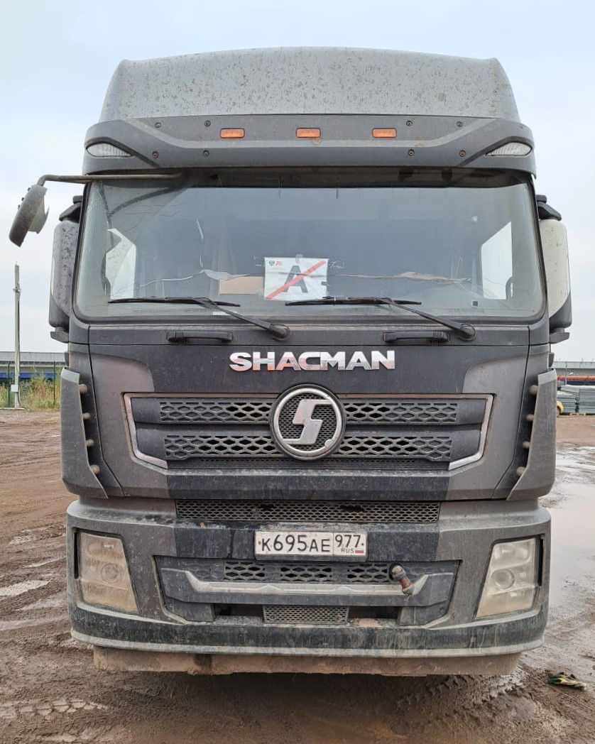 SX* 6x4 Седельный тягач