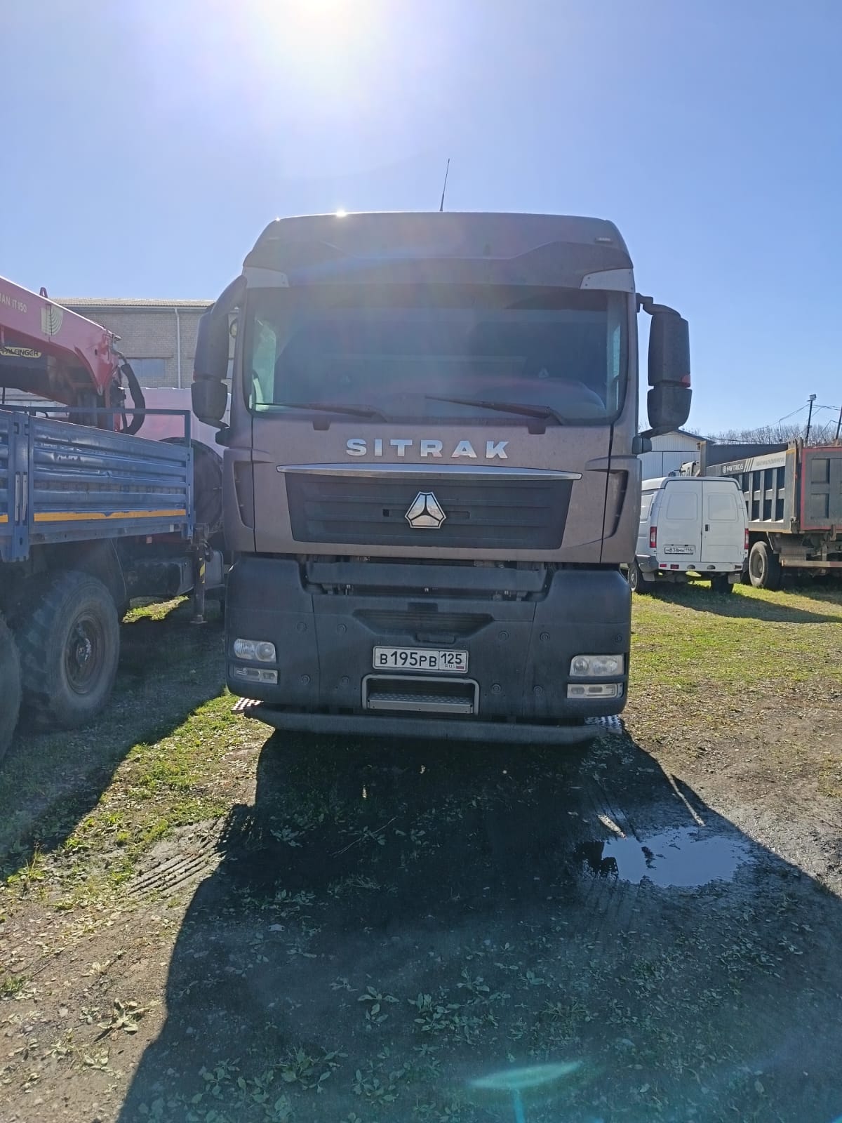 C7H 6x4 Седельный тягач