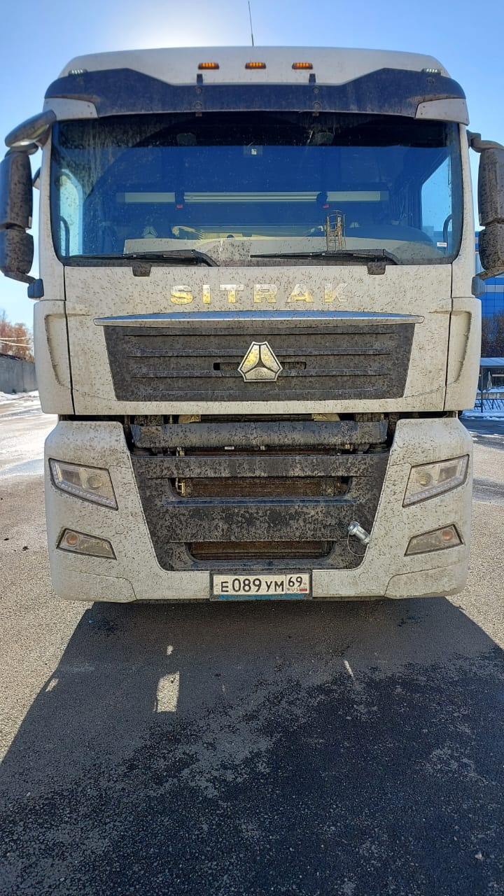 C7H 4x2 Седельный тягач