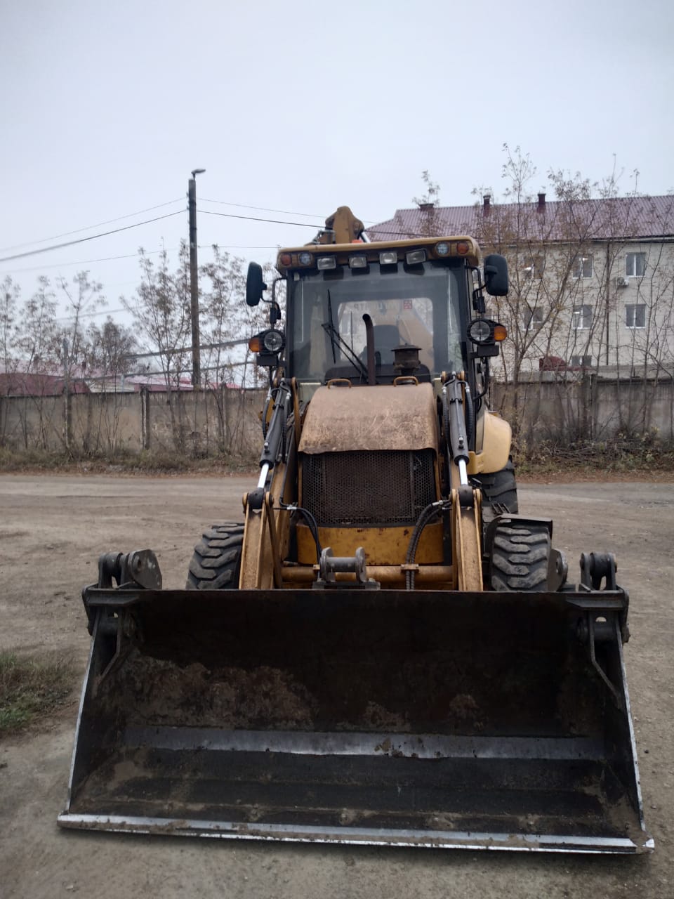 SE440 Экскаватор-погрузчик
