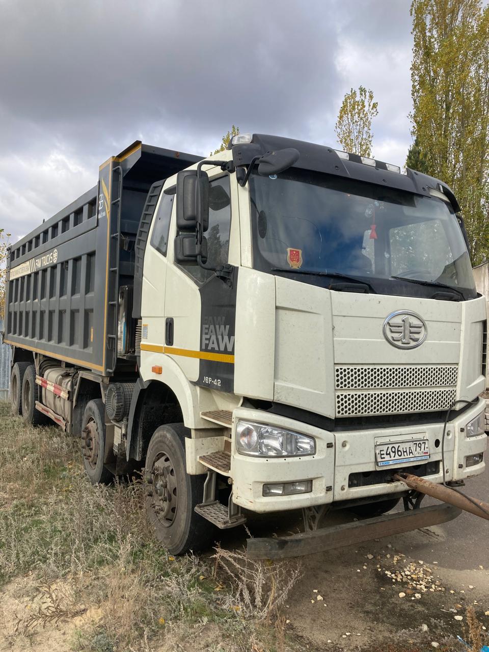 J6 8x4 Самосвал