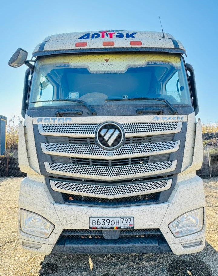 AUMAN 4x2 Седельный тягач