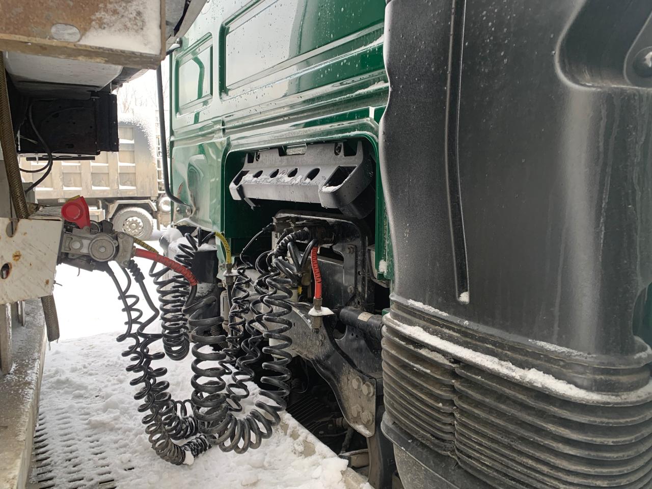 XF 4x2 Седельный тягач