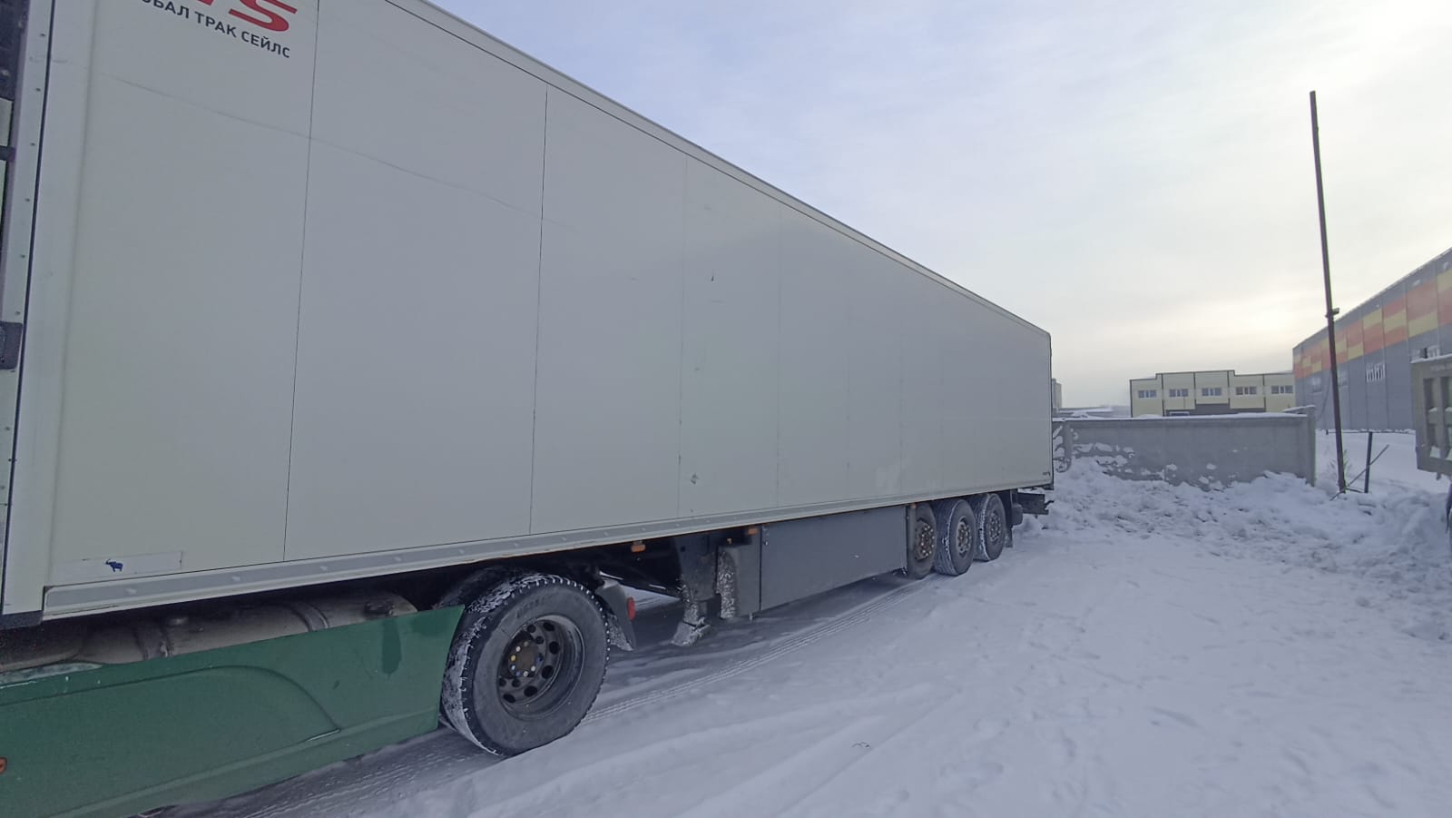 SKO24 Полуприцеп изотермический/рефрижератор