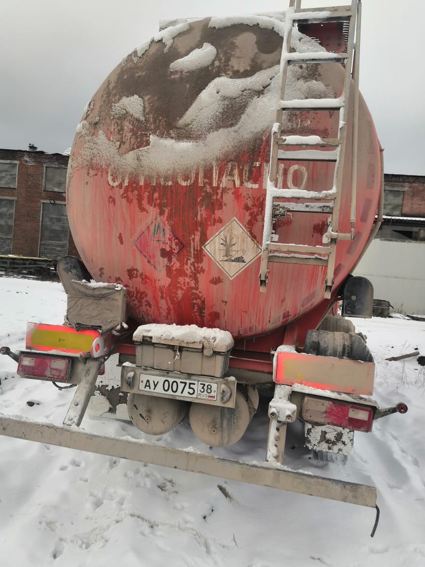 914210 Полуприцеп цистерна