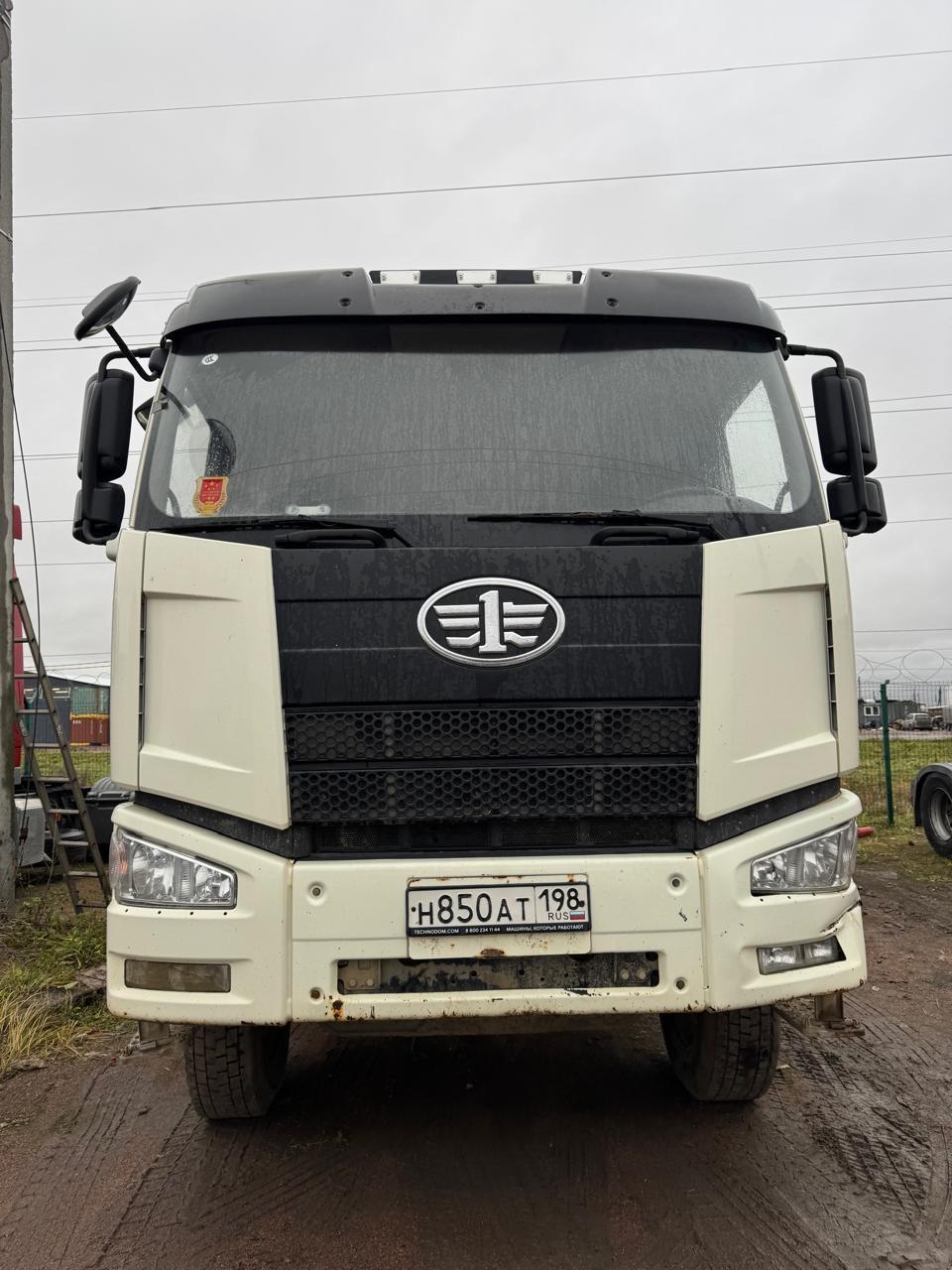 J6 6x4 Самосвал