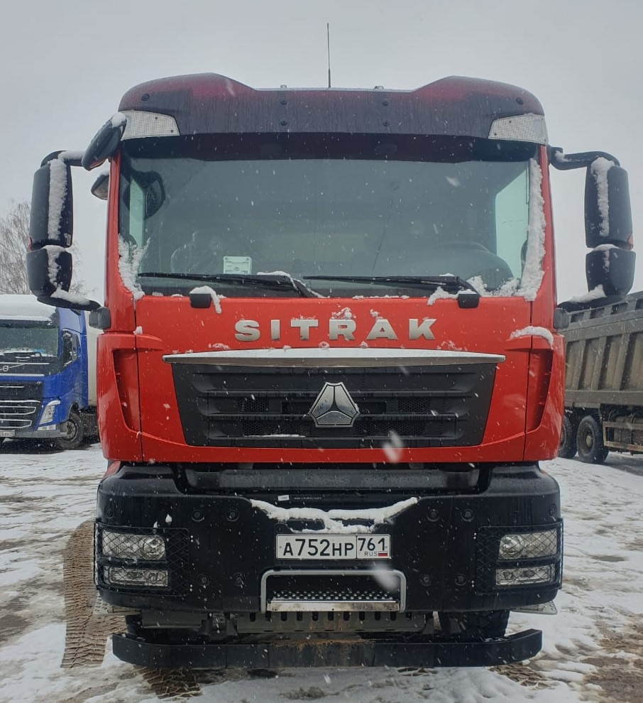 C7H 8x4 Самосвал