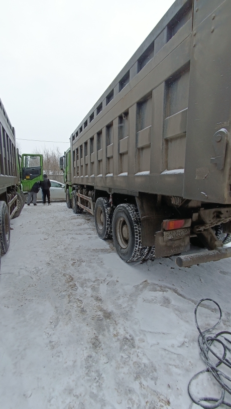 SX* 8x4 Самосвал
