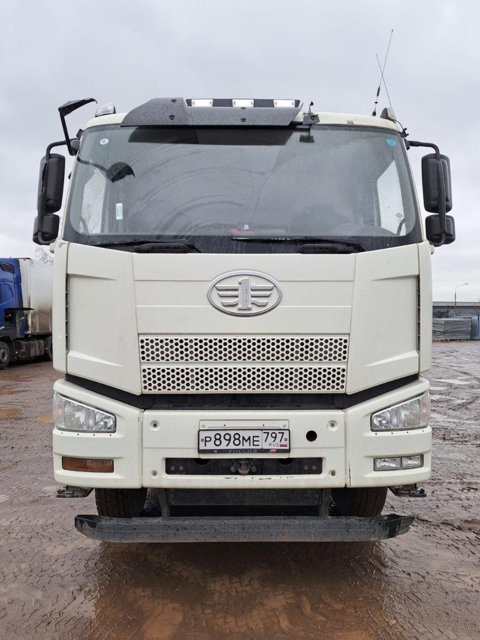 J6 8x4 Самосвал