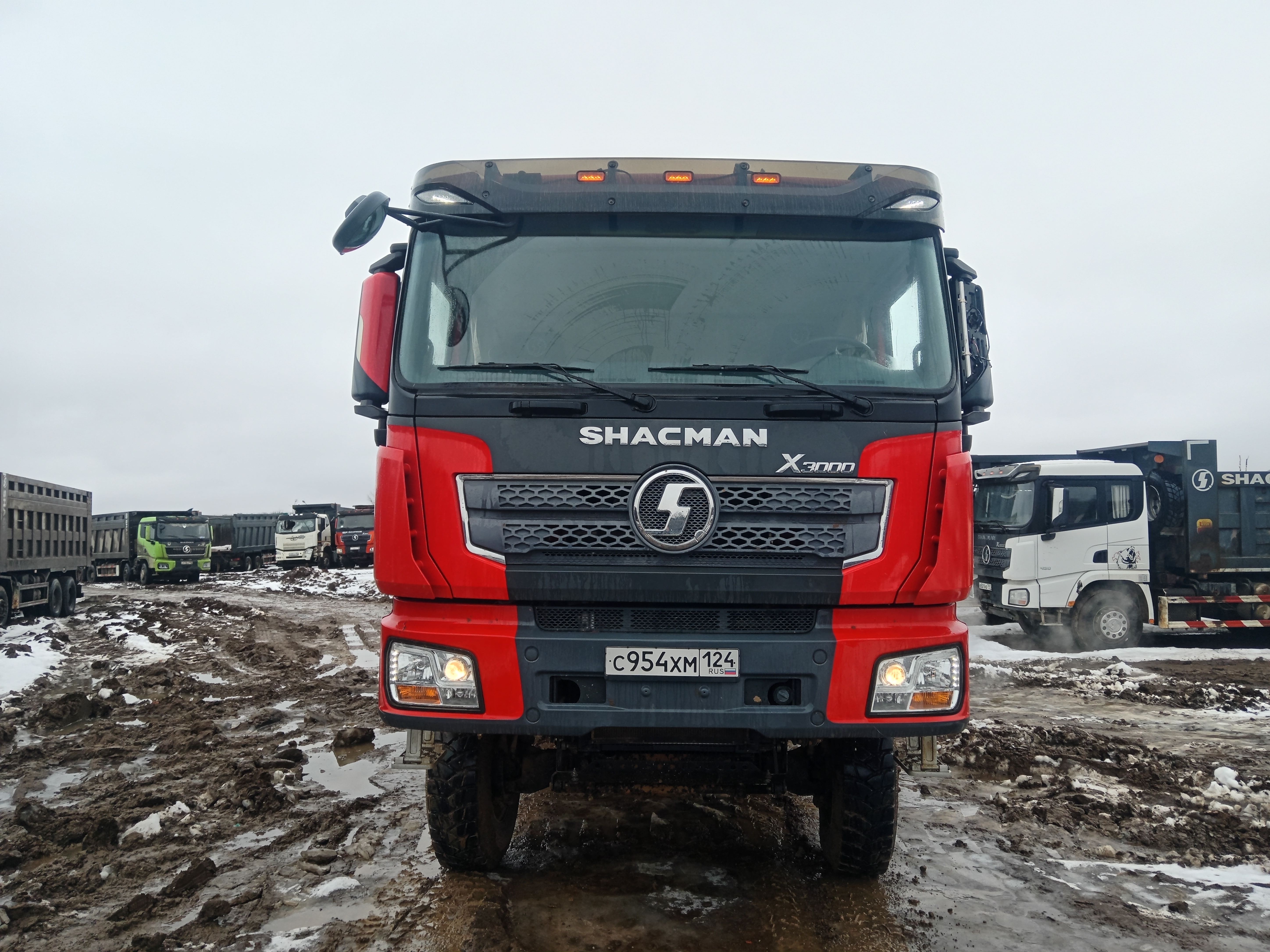 SX* 6x6 Самосвал