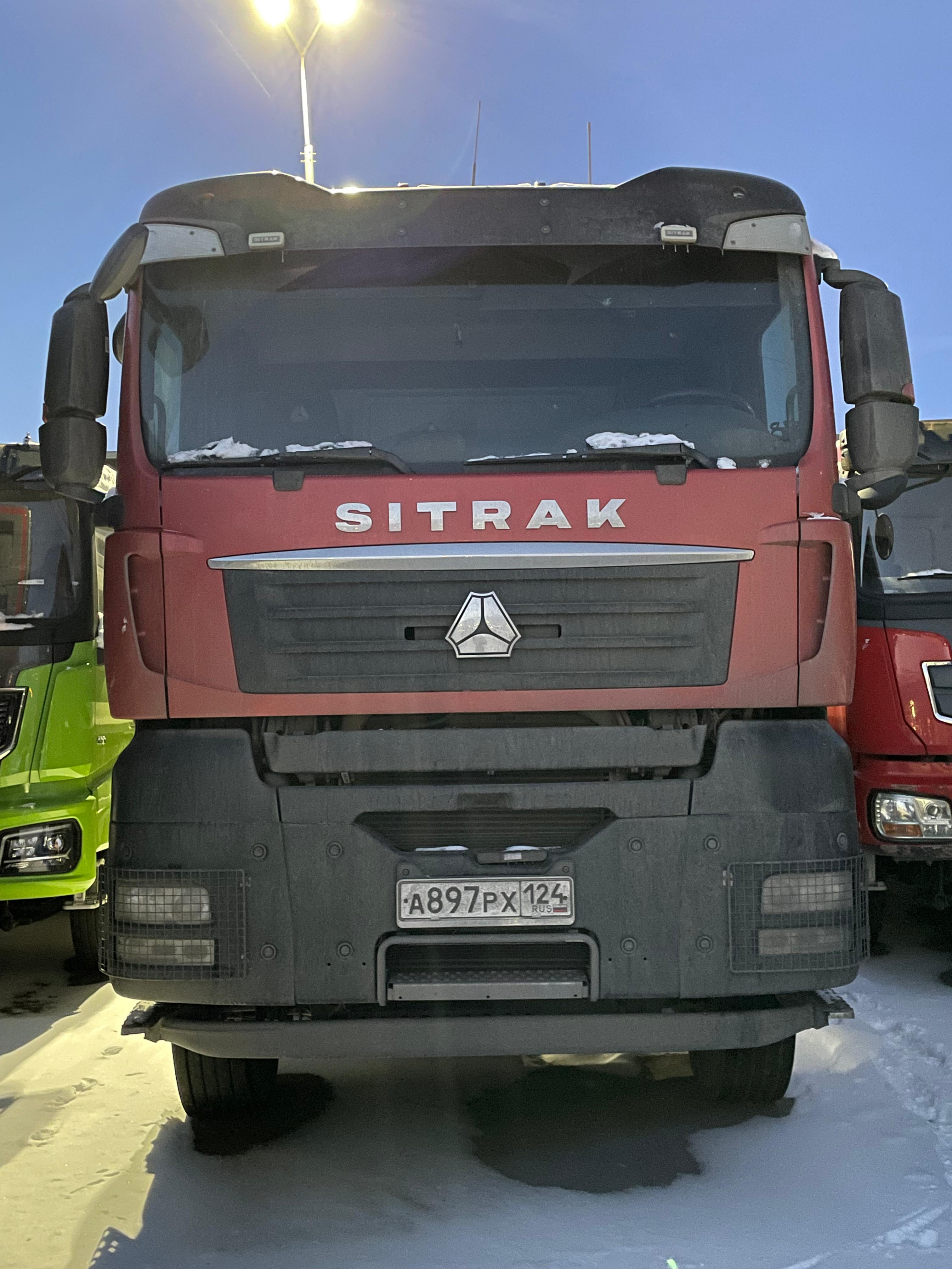 C7H 8x4 Самосвал
