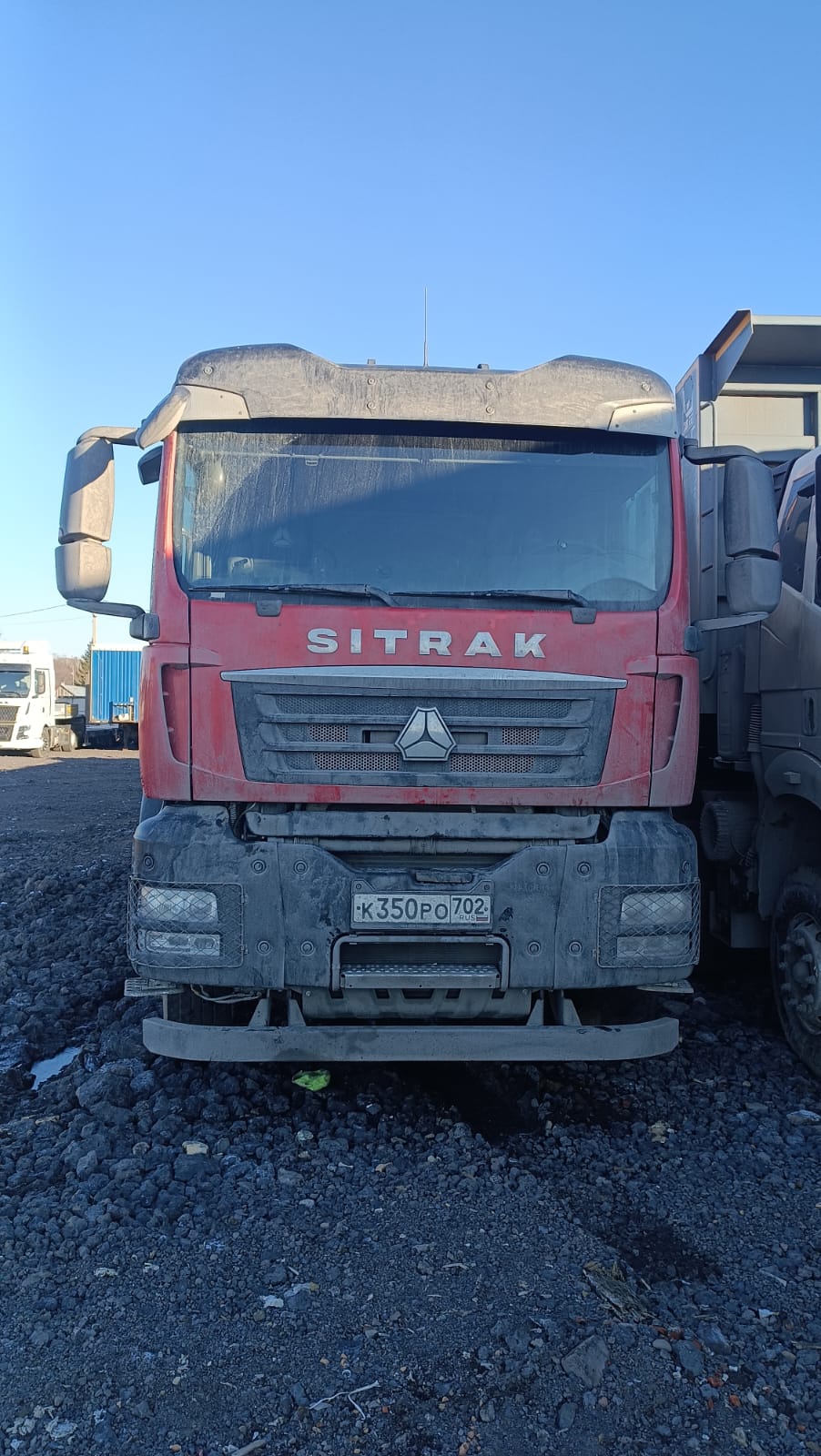 C7H 8x4 Самосвал