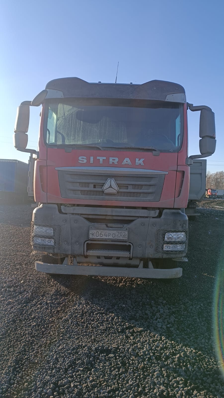 C7H 8x4 Самосвал