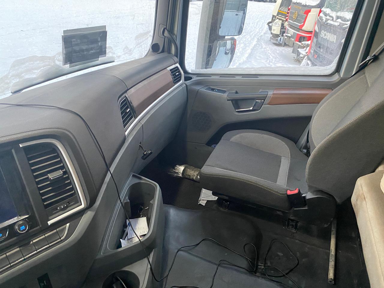 SX* 8x4 Самосвал