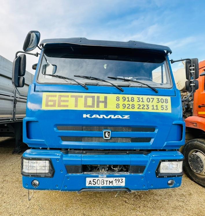 5814* на шасси КамАЗ 6520 6x4 Автобетоносмеситель