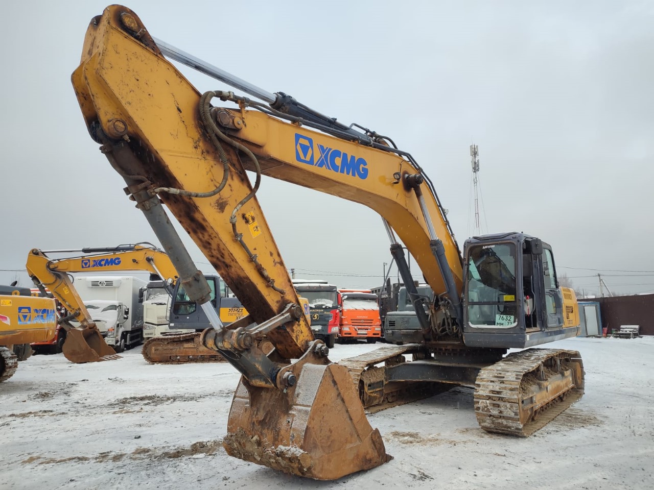XE335 Экскаватор