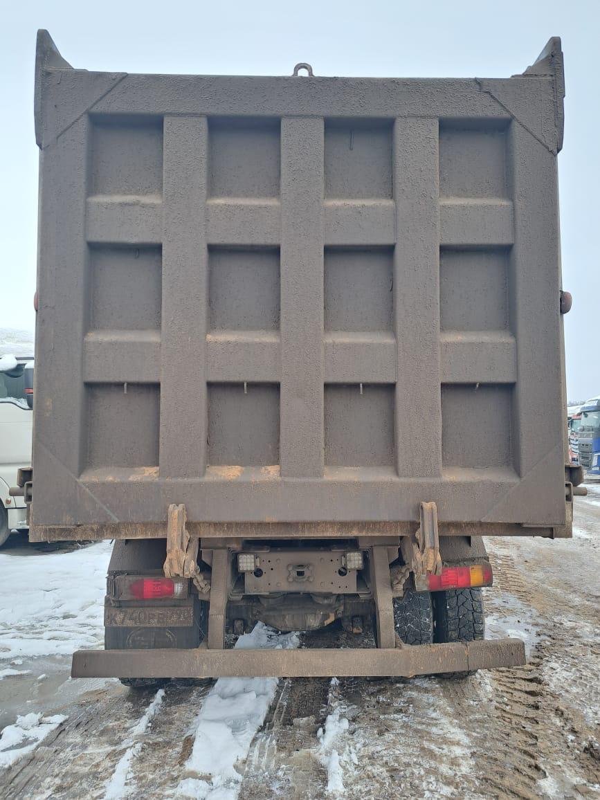 J6 8x4 Самосвал