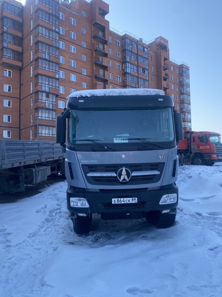 V3 6x6 Седельный тягач