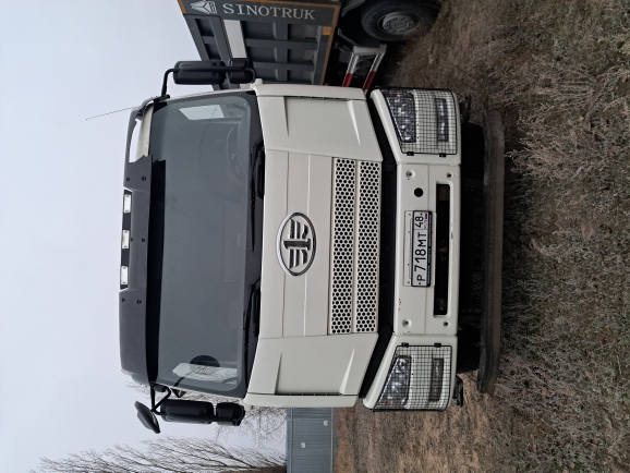 J6 8x4 Самосвал