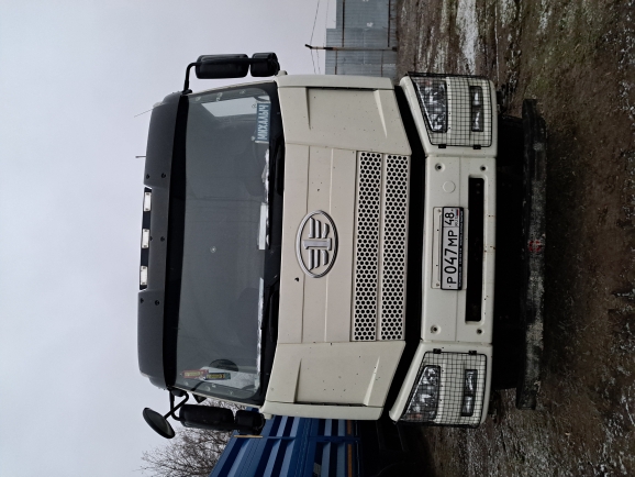 J6 8x4 Самосвал