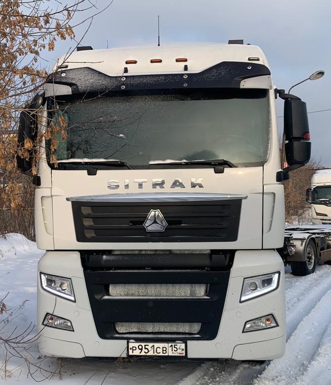C7H 4x2 Седельный тягач