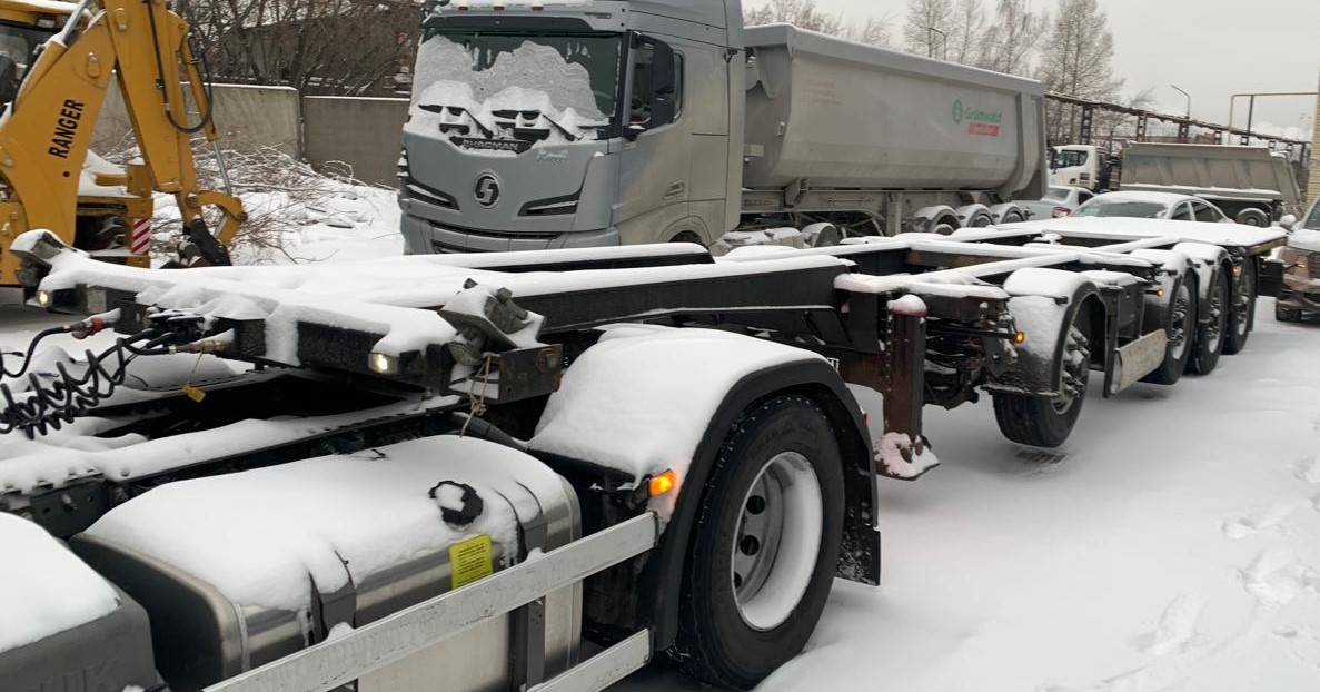 8533* Полуприцеп контейнеровоз 4 оси