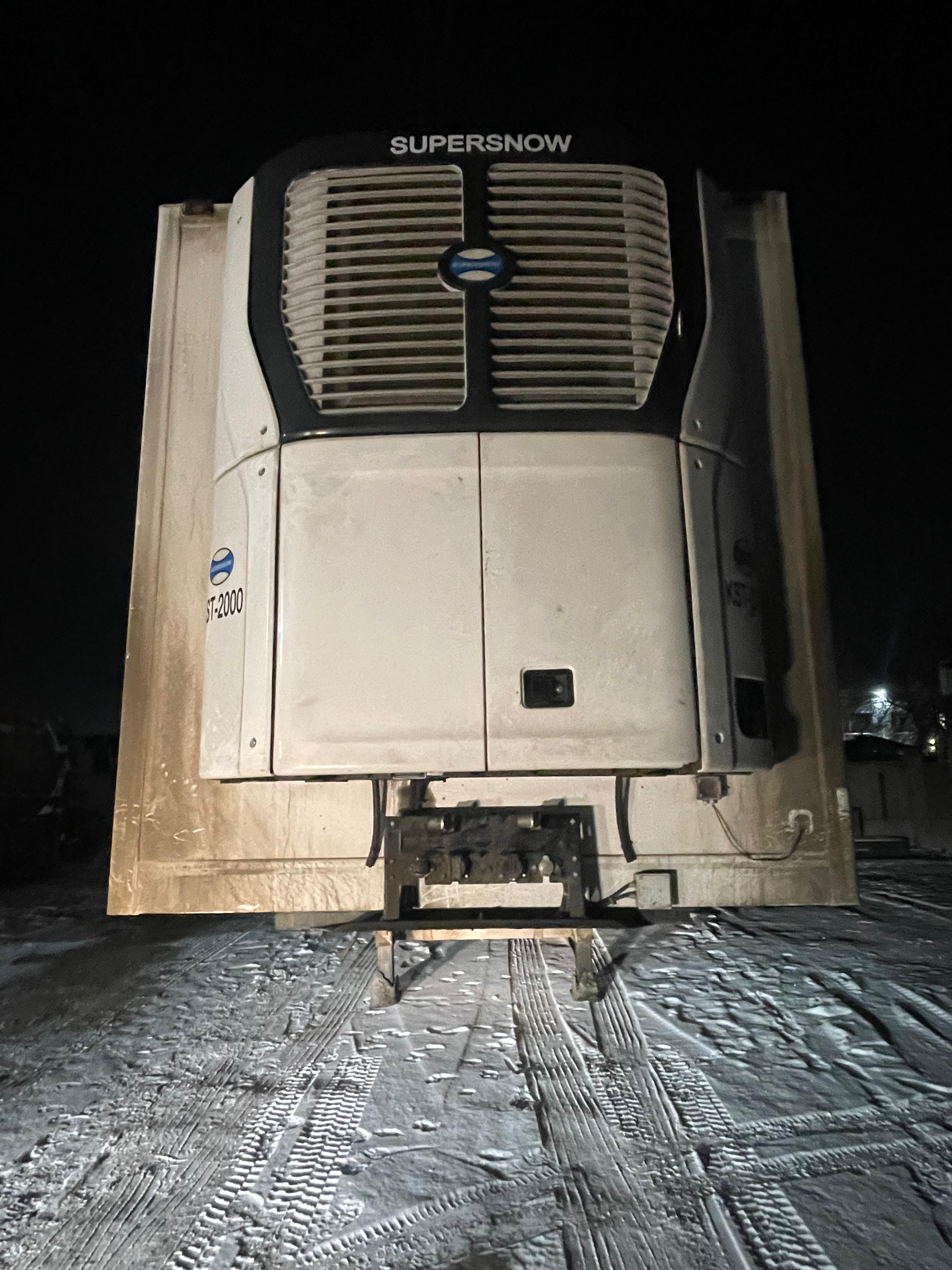 8715* Полуприцеп изотермический/рефрижератор