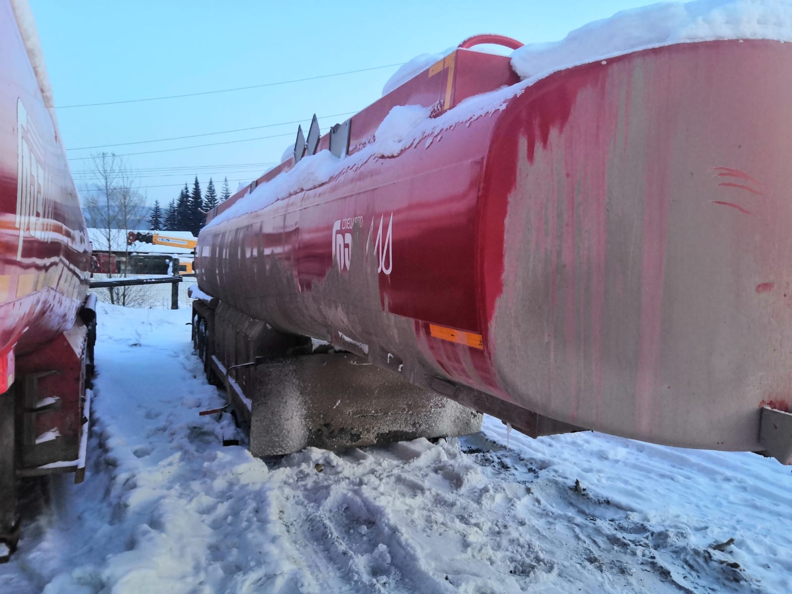 9122* Полуприцеп цистерна