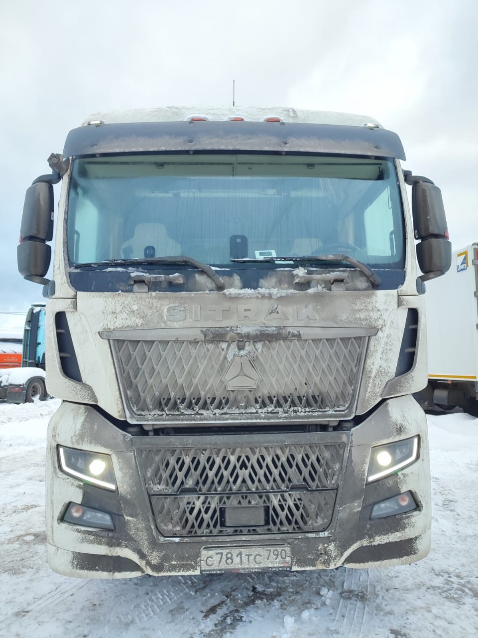 C7H 4x2 Седельный тягач