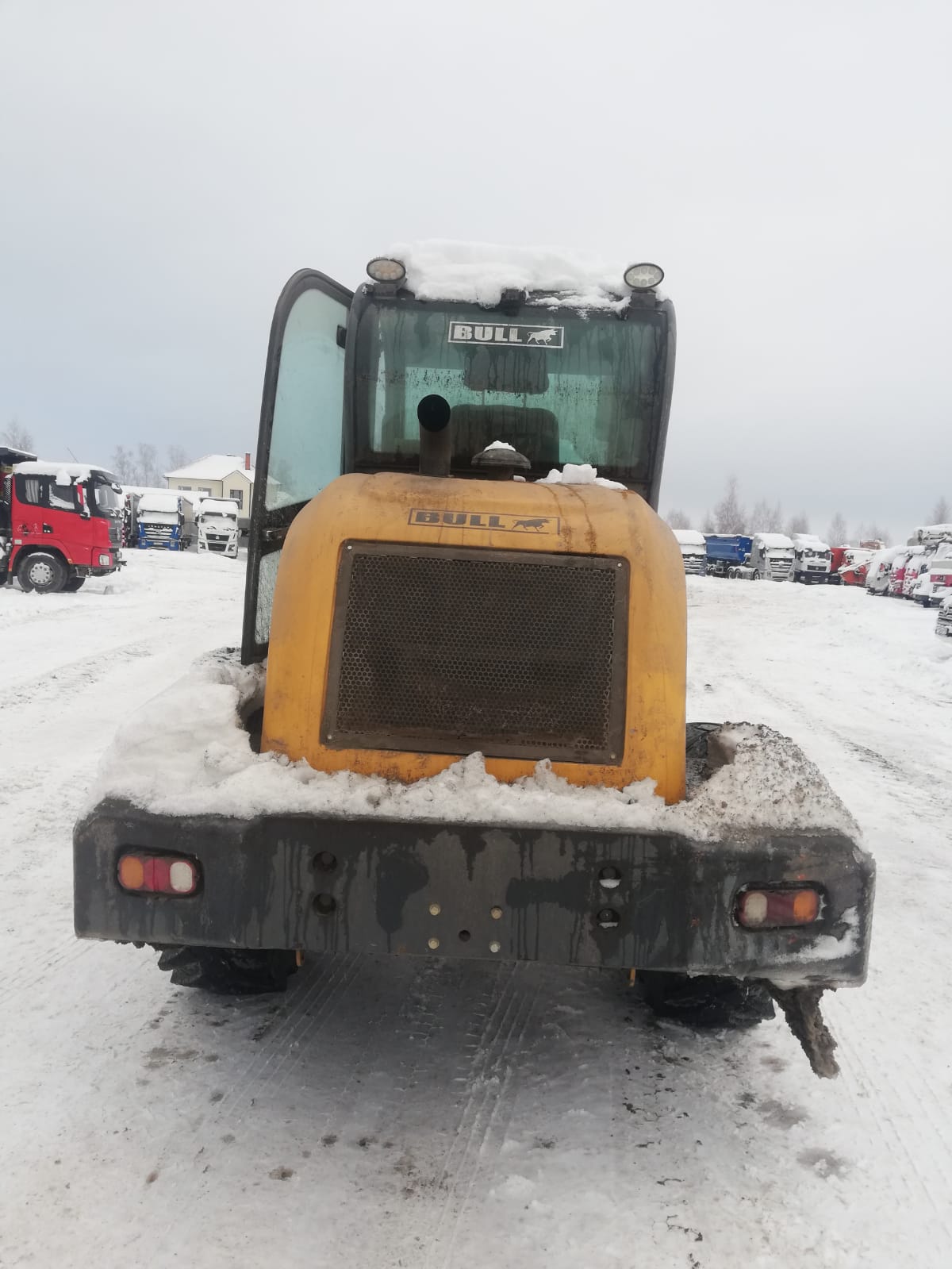 SL220 Фронтальный погрузчик