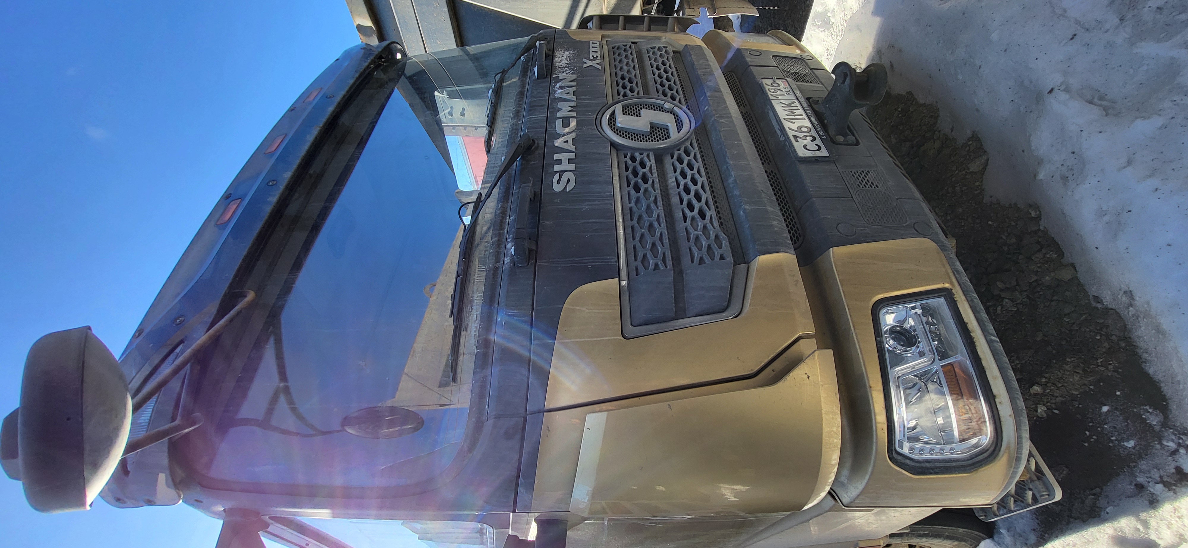 SX* 8x4 Самосвал