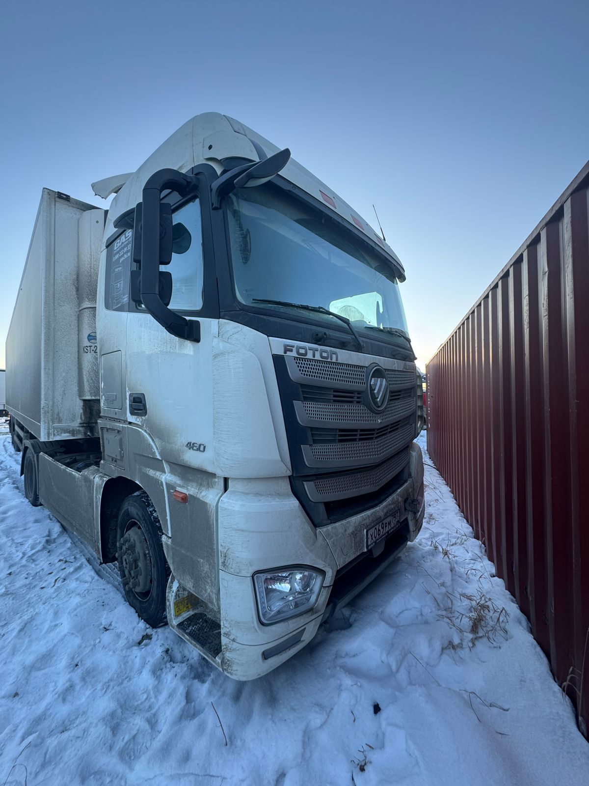 AUMAN 4x2 Седельный тягач