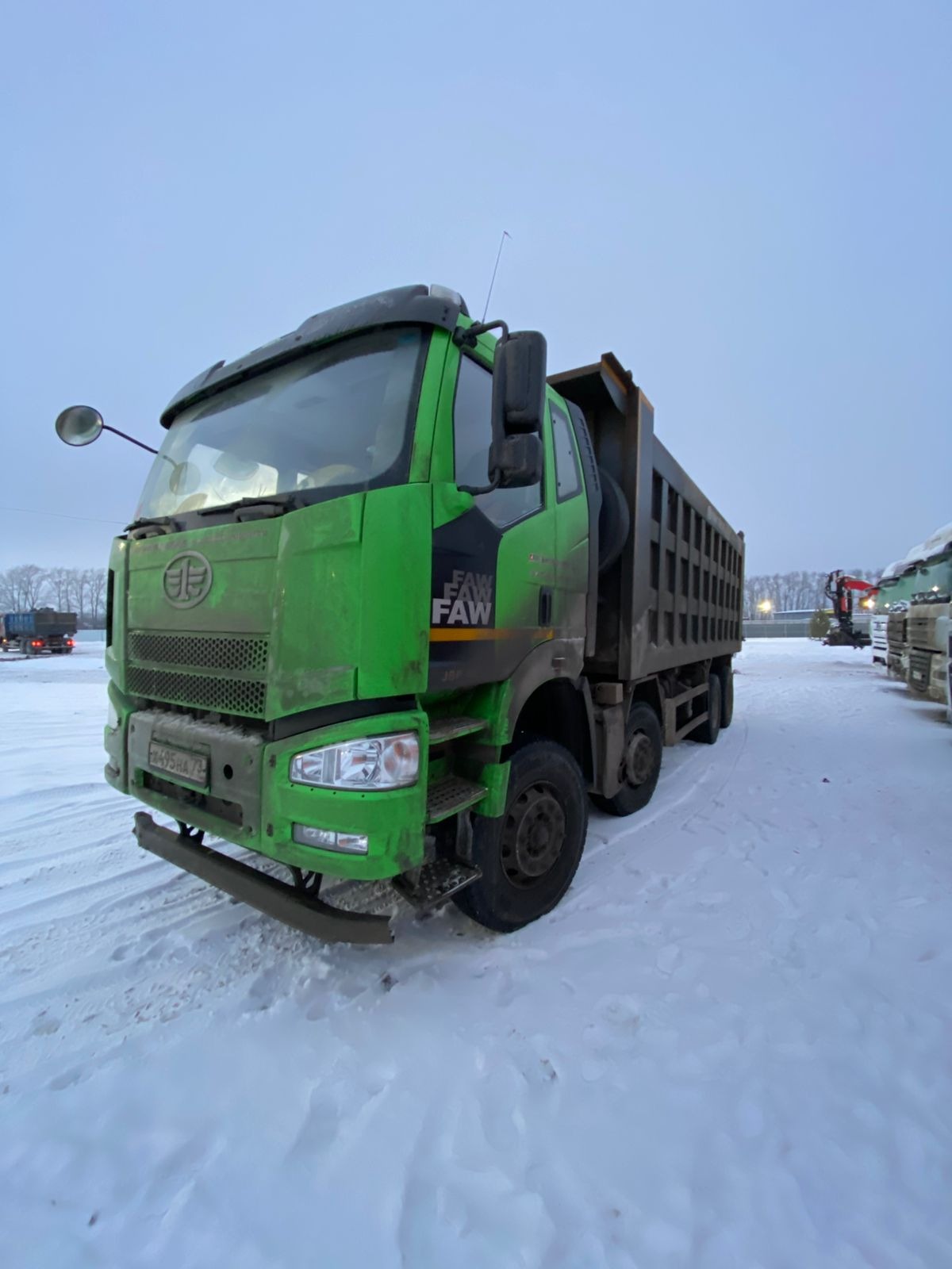 J6 8x4 Самосвал