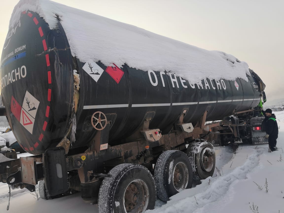 914220 Полуприцеп цистерна
