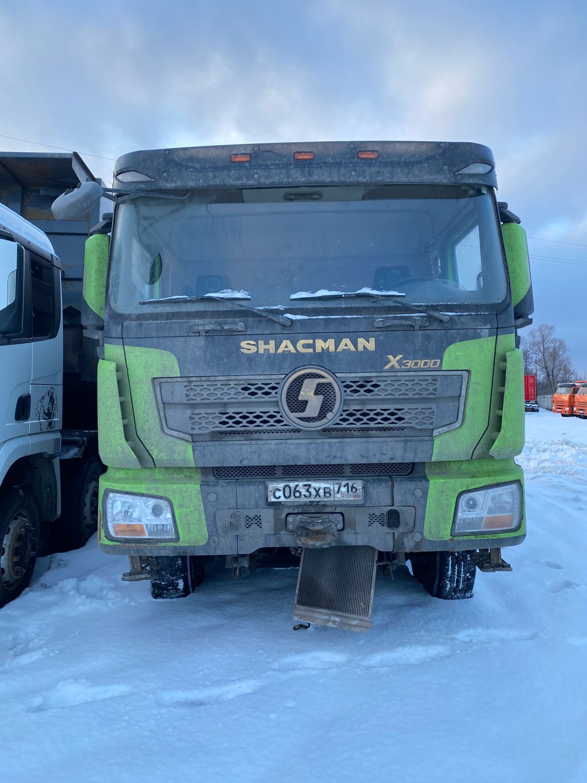 SX* 8x4 Самосвал