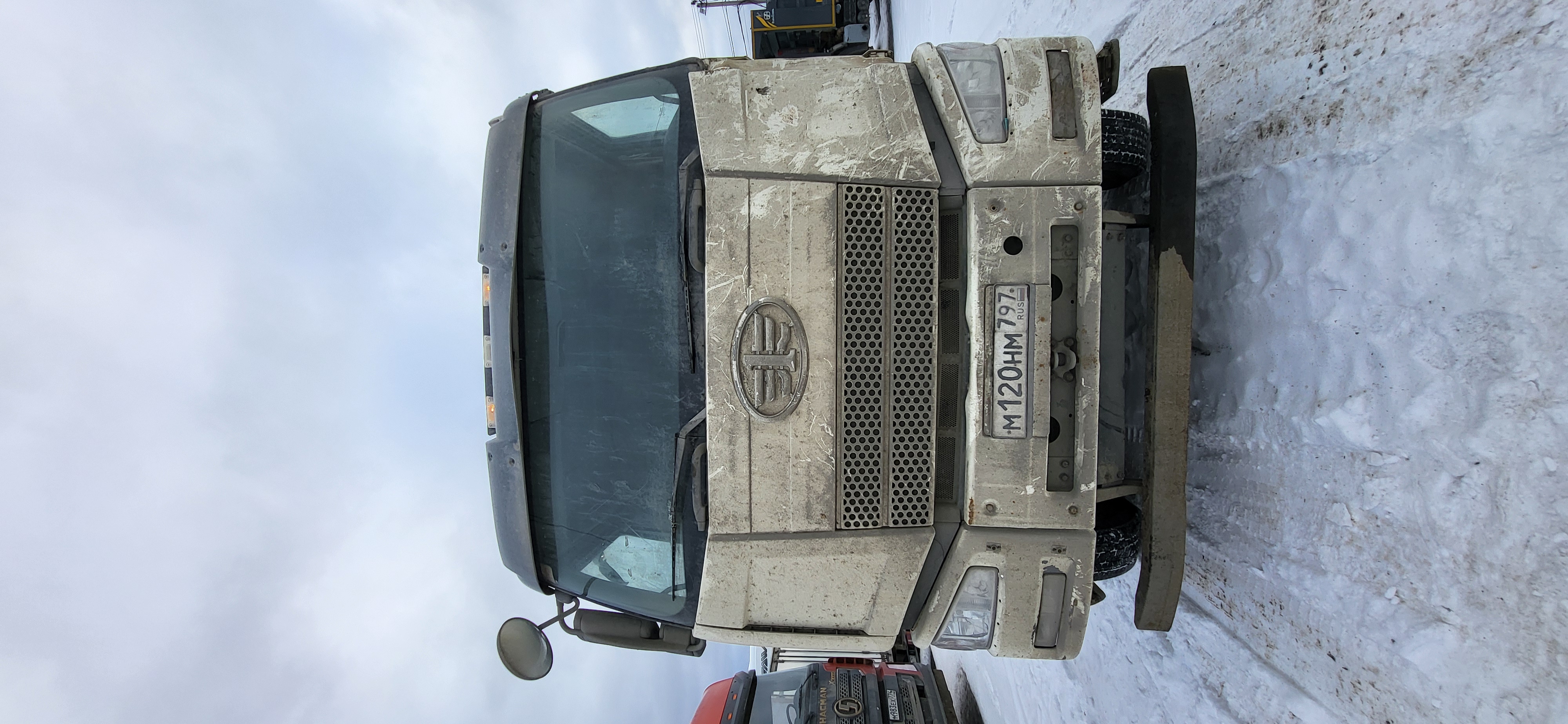 6589* на шасси FAW CA 3310 8x4 Самосвал