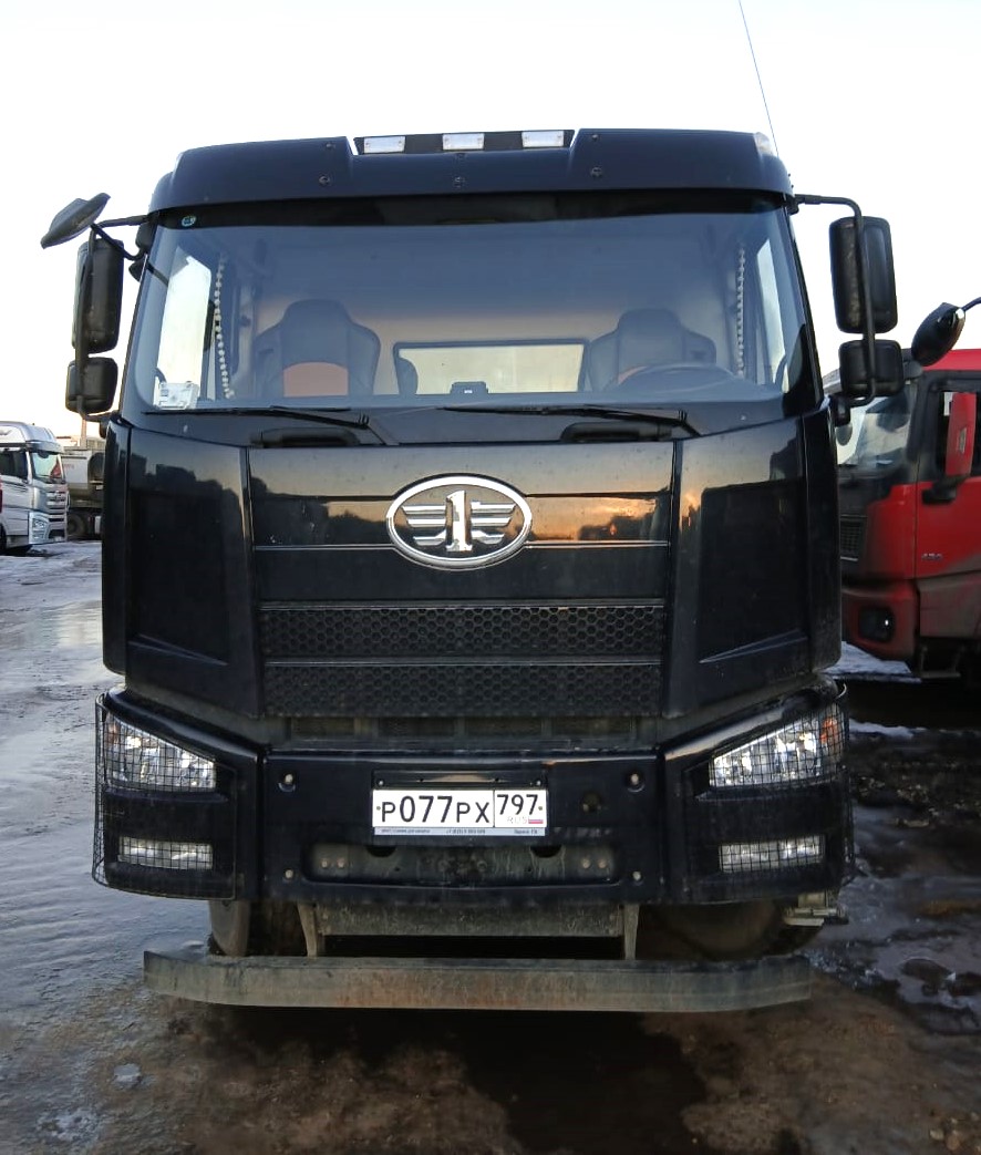 J6 8x4 Самосвал