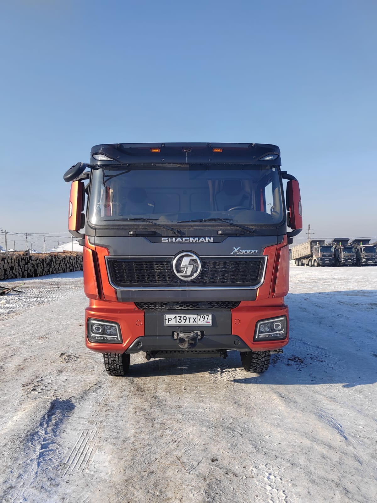 SX* 8x4 Самосвал