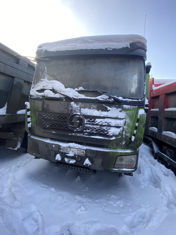 SX* 8x4 Самосвал