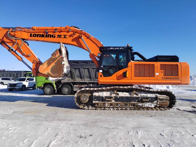 CDM6550 Экскаватор