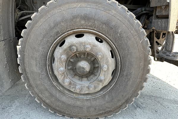 CA 3310 8x4 Самосвал