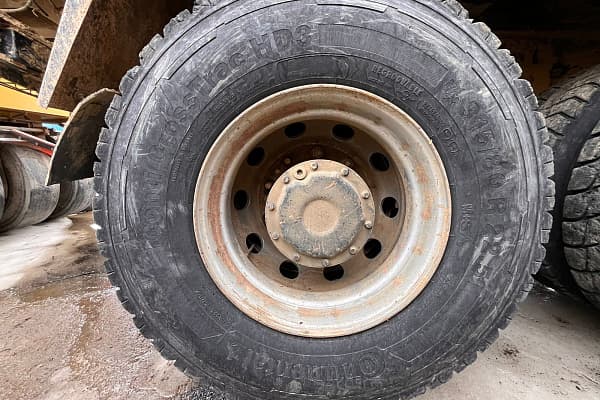 J6* 6x4 Самосвал