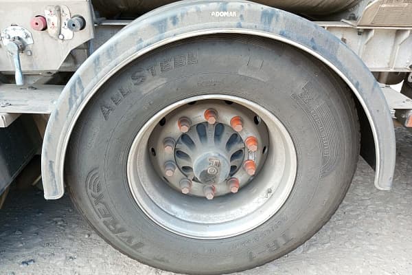 8777* Полуприцеп цистерна