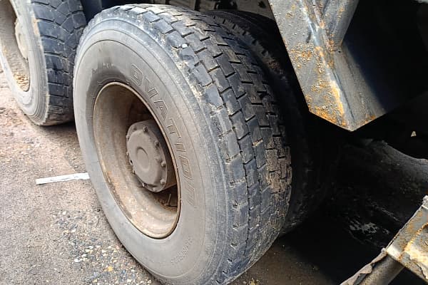 CA 3250 6x4 Самосвал