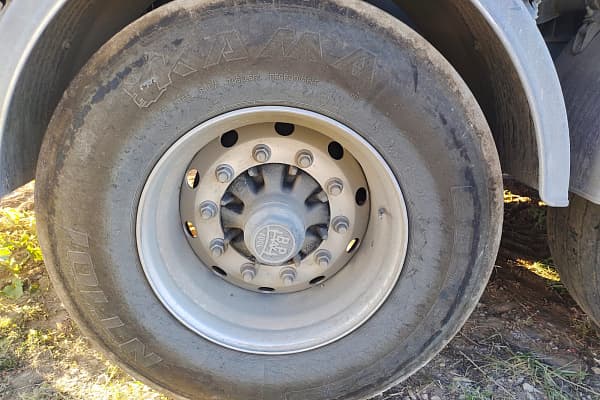 858* Прицеп самосвал
