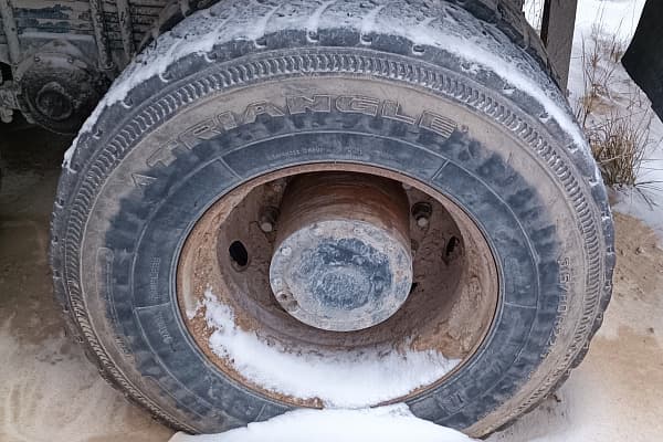SX32586V385 6x6 Самосвал