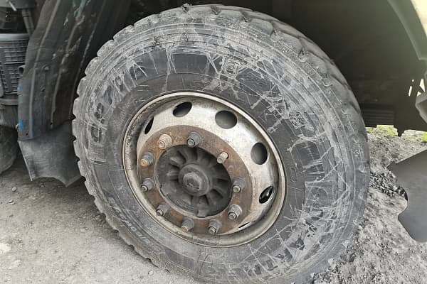SX33186T366 8х4 Самосвал