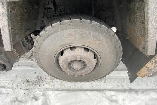 J6 8x4 Самосвал